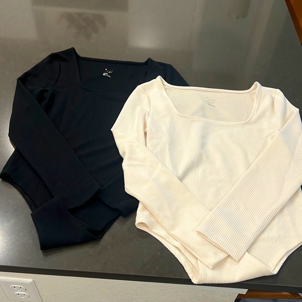 Long-sleeve bodysuit bundle